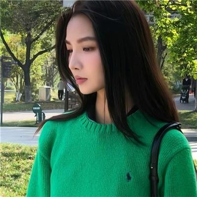 大宅院的女人